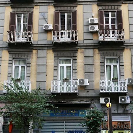 Dimora Partenopea Napoli Bagian luar foto