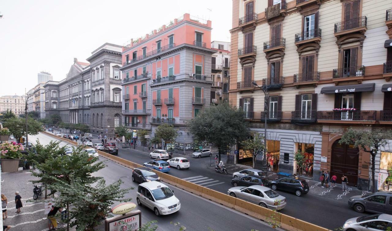 Dimora Partenopea Napoli Bagian luar foto